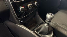 Renault Clio 1.2 TCE Dynamique Nav 5dr Petrol Hatchback